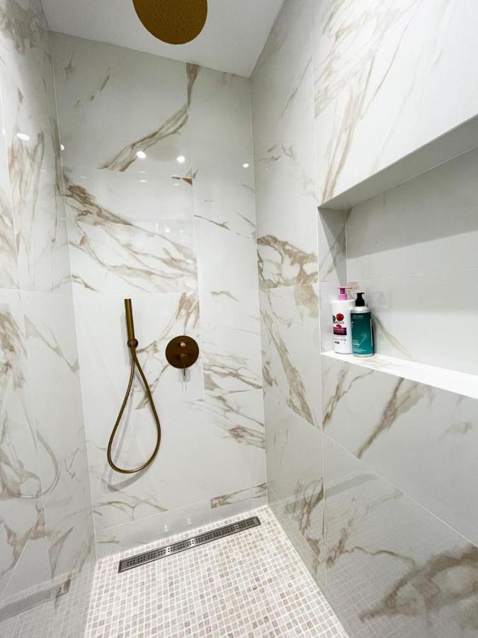 Apartamento En El Centro De Malaga Apartman Kültér fotó